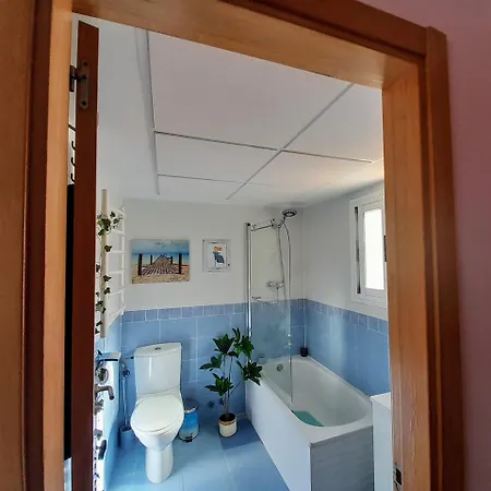 Duplex A Pocos Minutos De La Playa , 2 Terrazas, 4 Hab , 3 Banos Apartmán *