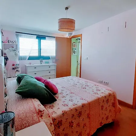 Duplex A Pocos Minutos De La Playa , 2 Terrazas, 4 Hab , 3 Banos *