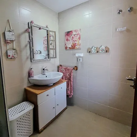 Duplex A Pocos Minutos De La Playa , 2 Terrazas, 4 Hab , 3 Banos * Grao de Castellon